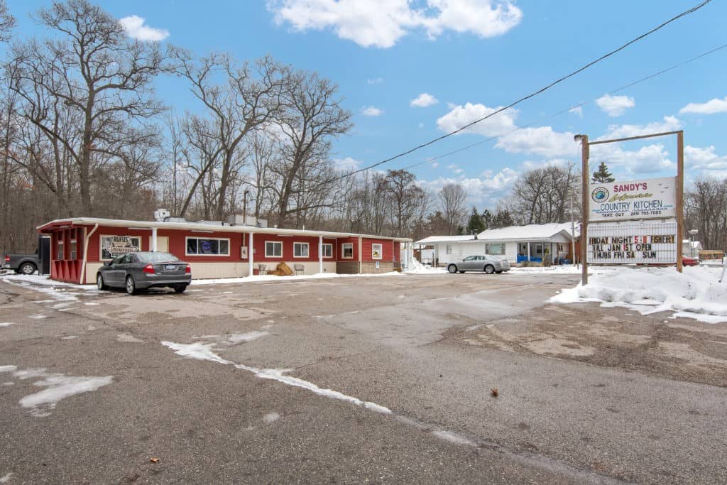 Sandy’s Country Kitchen Darrell DeWard